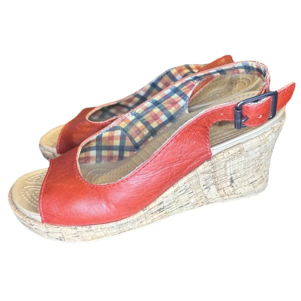 Crocs A-Leigh Wedge Red Leather Heel Cork Slingback Sandal Women’s Size 6 - Picture 1 of 6